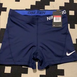 NWT NIKE PRO sz L 3”